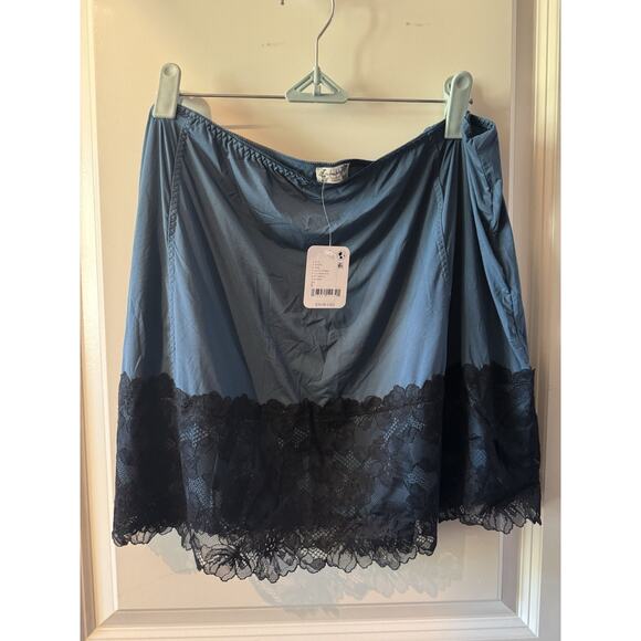 Free People Nwt￼ Party Crasher Half Slip Navy Combo Size Small - Picture 6 of 10